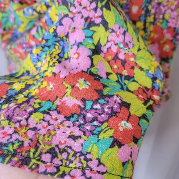 Rose & Rhyme Vibrant Floral Print w/ Rouching at Shoulders, L - Picture 5 of 7